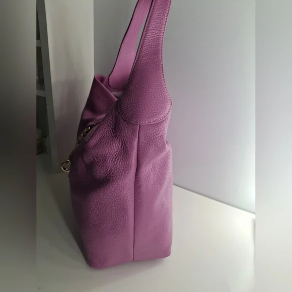 Dooney & Bourke Logo Lock Hobo Shoulder Bag in Lilac & Keychain EUC - Picture 3 of 11
